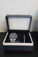 Herreur samt armbånd MASERATI Competizione 43 mm. 