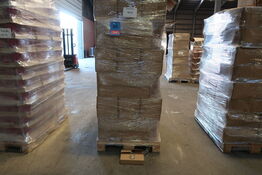 4320  stk. 2042/6,5 Fyrfadsstage klar Ø 6,5 H 4,7 cm - Varenummer: 516380