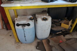 2 stk. dunke med sprinklervæske