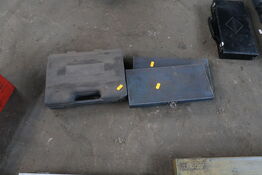 3 stk. kasser med topnøglesæt m.m.