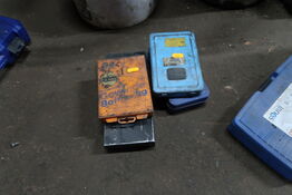 4 stk. kasser med div. Bor, toppe m.m.