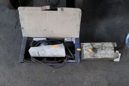 Aftrækker FACOM samt håndværktøj BOSCH GSZ 160