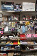 Stort parti kontorartikler m.m. - tøm 2 fag 