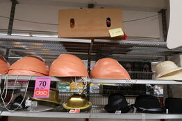 diverse festhatte & artikler