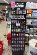 Salgsdisplay med ca. 120 stk. ure