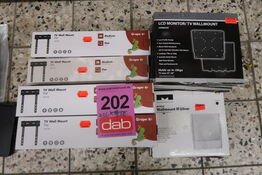 26 stk. Vægophæng til skærme 