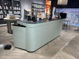 Bardisk m. køleanlæg 80x105x340cm, FELLOW vandkoger m.v.