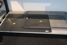 Bageplade og pomfriteskurv