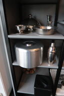 Isspande, lysestager, skåle m.m.