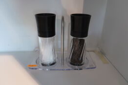 Salt- og peberkværn COLE & MASON