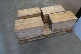 4 stk. store træ klodser