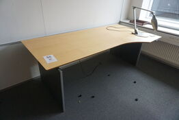 Hæve/-sænkebord inkl. Lampe 