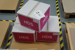 3 kasser med diverse NDS kosttilskud 