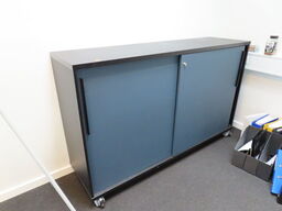 Skydelågeskab, RUMAS SLYDE