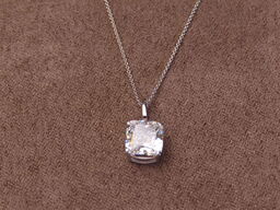 14 kt. Hvidguldhalskæde med 3.04 ct. Briliantsleben Diamant