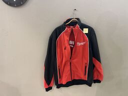 Milwaukee Flis, Str L