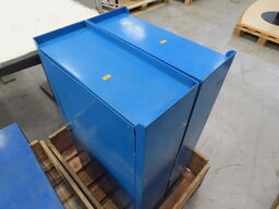 2 stk. værktøjsskabe