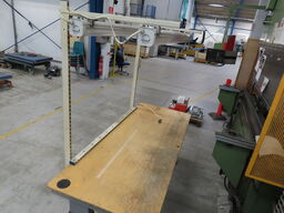 El-hæve/sænke arbejdsbord