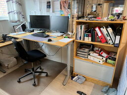 El. hæve/sænke skrivebord, 2 stk. skuffemoduler,  reol