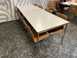 2 stk. spisebord med 8 stk. stole