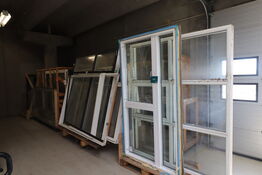 15-20 stk diverse vinduer og døre