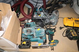 3 stk. akku håndværktøj MAKITA med batteri og lader samt slagboremaskine