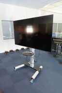 Fjernsyn SAMSUNG QE70Q60AAU inkl. Stativ 