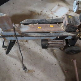 Værktøj og diverse ejendele fra dødsbo (MOMSFRI)