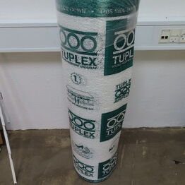 Byggematerialer, varepartier, hus og have mv. (fragt kan arrangeres med sælger)