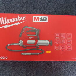 MILWAUKUEE værktøjsauktion