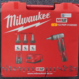 MILWAUKUEE værktøjsauktion