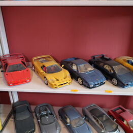 Boet Efter Finn Andersen *Legetøjsbiler/traktorer m.m.*