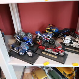 Boet Efter Finn Andersen *Legetøjsbiler/traktorer m.m.*