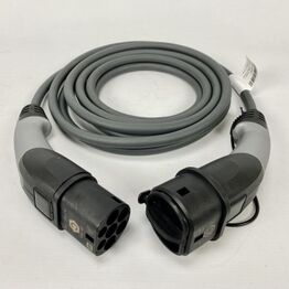 LYNAUKTION: BMW ladekabler