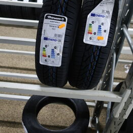 Vestsjællands Autodele ApS *Jyderup - Del 3 - Dæk uden fælge*