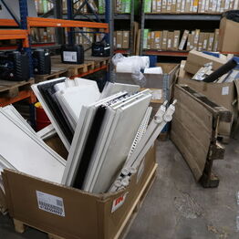 Vestsjællands Autodele ApS *Holbæk - Del 2 - Butiksinventar - Lagerreoler - Gaffeltruck m.m.*