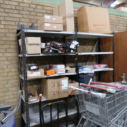 Vestsjællands Autodele ApS *Holbæk - Del 2 - Butiksinventar - Lagerreoler - Gaffeltruck m.m.*