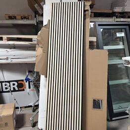 Byggematerialer, Gulv, Akustik auktion, akustikpaneler, akustikfliser, skruer mm. i forskellige størrelser