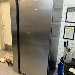 Burger Shack Carlsbergbyen *Storkøkken, restaurantmøbler m.v.*