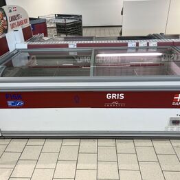LYNAUKTION - Inventar fra tidl. ALDI butik - del 2 *Køle/frysediske, salgsreoler m.v.*