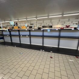 LYNAUKTION - Inventar fra tidl. ALDI butik - del 2 *Køle/frysediske, salgsreoler m.v.*