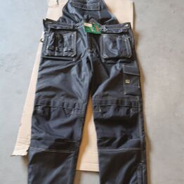 Byggematrialer, trailersider, arbejdstøj, m.m.