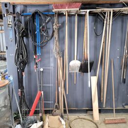 JA entreprenør ApS *Del 1 - Værktøj - Varelager - Vejtromle - Container m.m.*