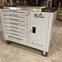 Værktøjsvogne og værktøj