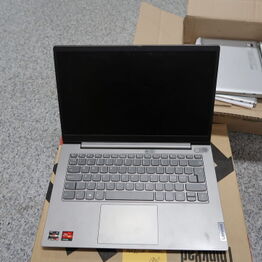 Banke ApS *Del 3 - Kontorinventar & Elektronik m.m.*