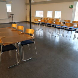 Banke ApS *Del 3 - Kontorinventar & Elektronik m.m.*