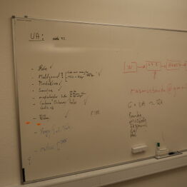 Banke ApS *Del 3 - Kontorinventar & Elektronik m.m.*