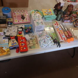 Overskud fra Legetøjsbutik - del 1 - Sorø (MOMSFRI)