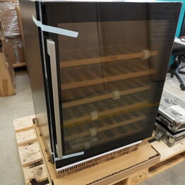 Overskud fra messefirma - Hvidevarer, Inventar m.m.