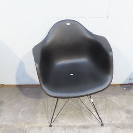 Paustian ApS Del 3 - *Sofa - Stole - Borde - HAY - EAMES - M.V.* - Hou